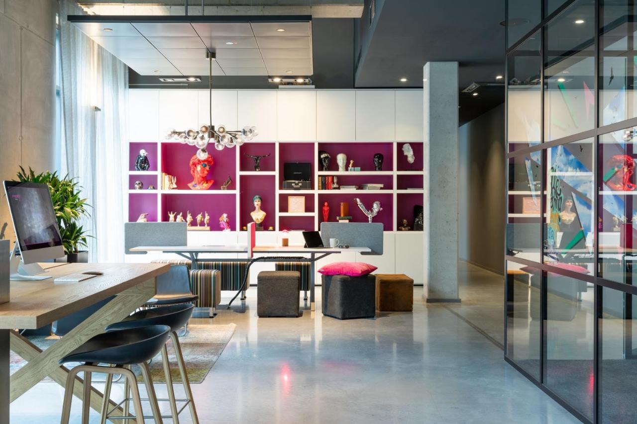 Moxy Frankfurt Airport Ξενοδοχείο Φραγκφούρτη Εξωτερικό φωτογραφία