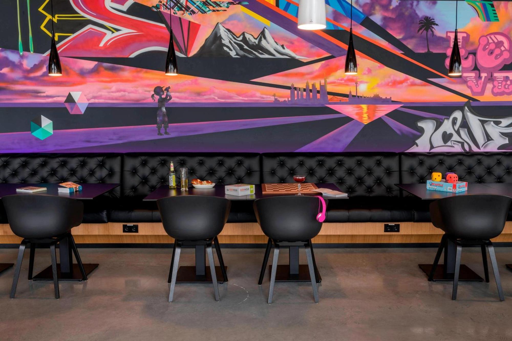 Moxy Frankfurt Airport Ξενοδοχείο Φραγκφούρτη Εξωτερικό φωτογραφία